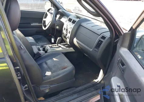 2011 Ford Escape Xlt from USA, damaged, VIN 1FMCU9D77BKA18768